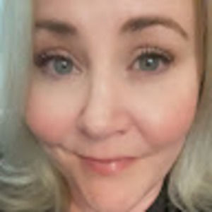 Meet your Posher, Kelli